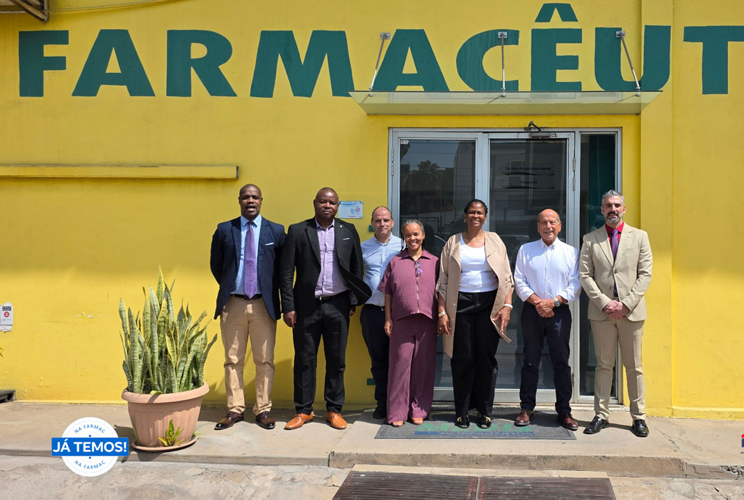 Laços Fortes, Futuro Brilhante: Visita do IGEPE e da Farmácias de Moçambique à Medis Farmacêutica